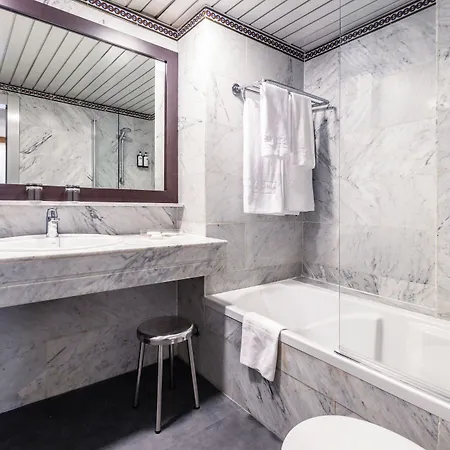 Catalonia Oro Negro Hotel 3*