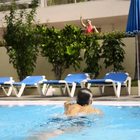 Catalonia Oro Negro Hotel 3*