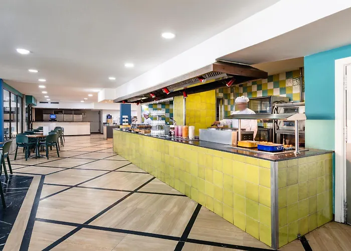 Catalonia Oro Negro 3*