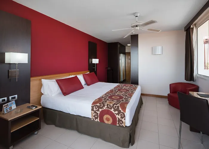 Catalonia Oro Negro Hotel 3*