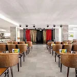 Szálloda Catalonia Oro Negro 3*
