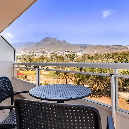 加泰罗尼亚黑金酒店