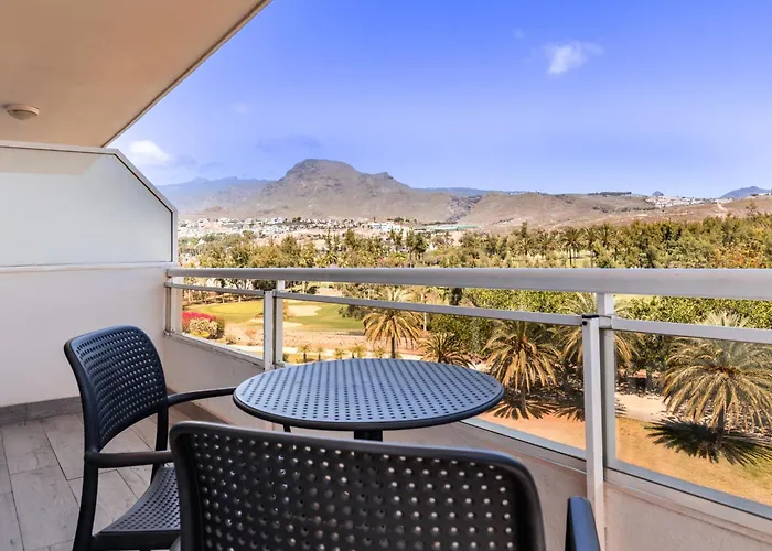 加泰罗尼亚黑金酒店