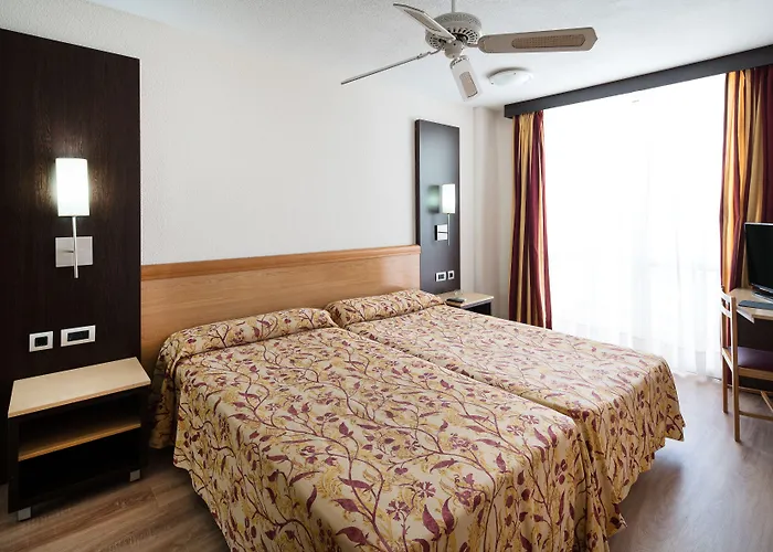 加泰罗尼亚黑金酒店 美洲海滩