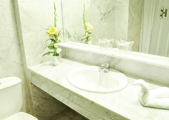 加泰罗尼亚黑金酒店 3*