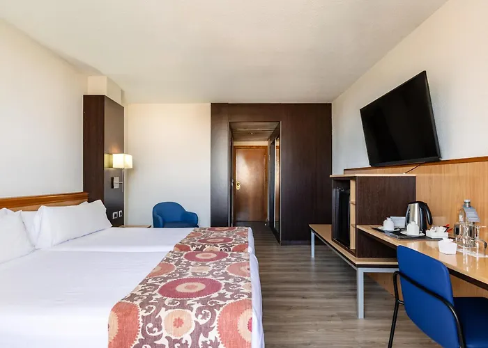 Catalonia Oro Negro Hotel 3*