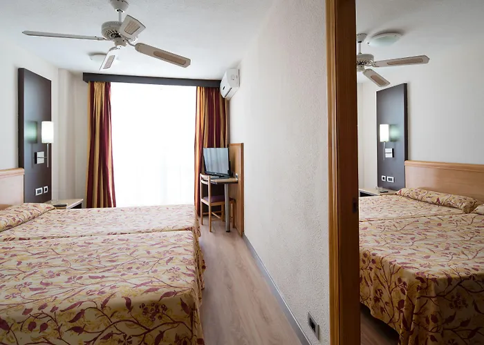 Catalonia Oro Negro Hotel 3*